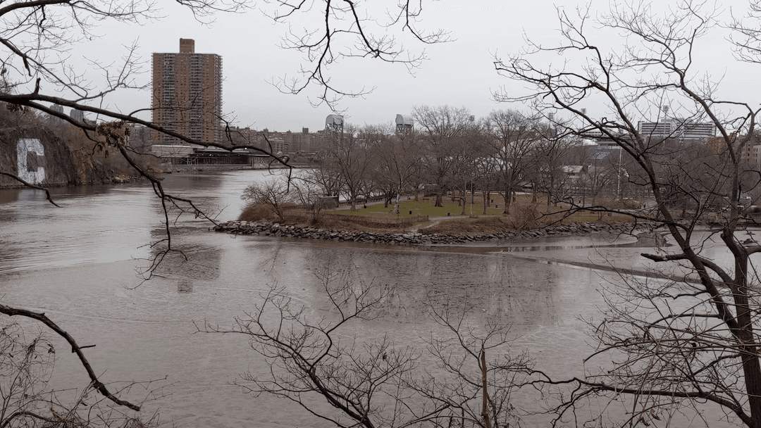 Spuyten Duyvil Creek