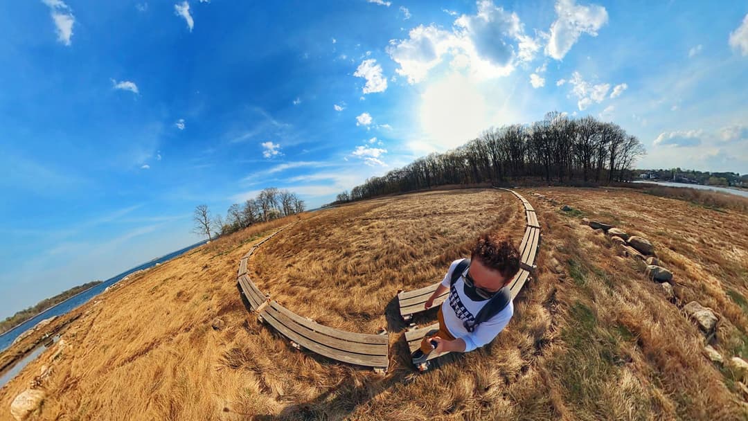 Exploring Hunter Island 360